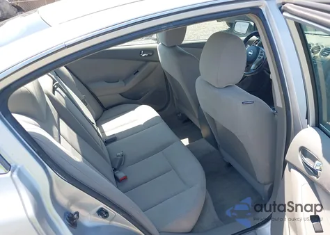 2010 Nissan Altima 2.5 из США, поврежденный, VIN 1N4AL2APXAN450347